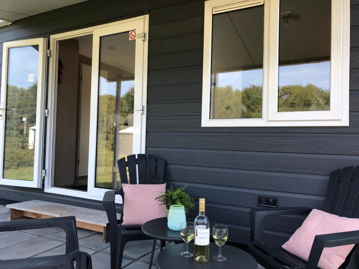 Witven Hotel Veldhoven Exterior foto